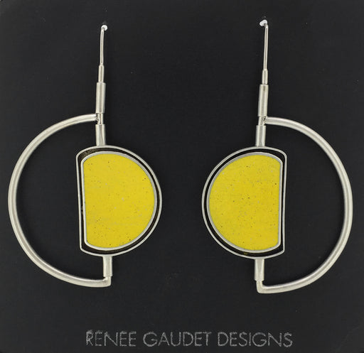 Moonwalk Oyster Earrings SILVER + CONCRETE yellow